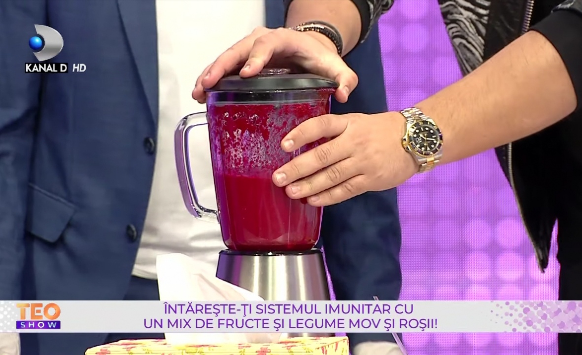 Imagine din Teo Show pentru Fresh roșu cu rodie, măr și sfeclă, prezentat la Teo Show