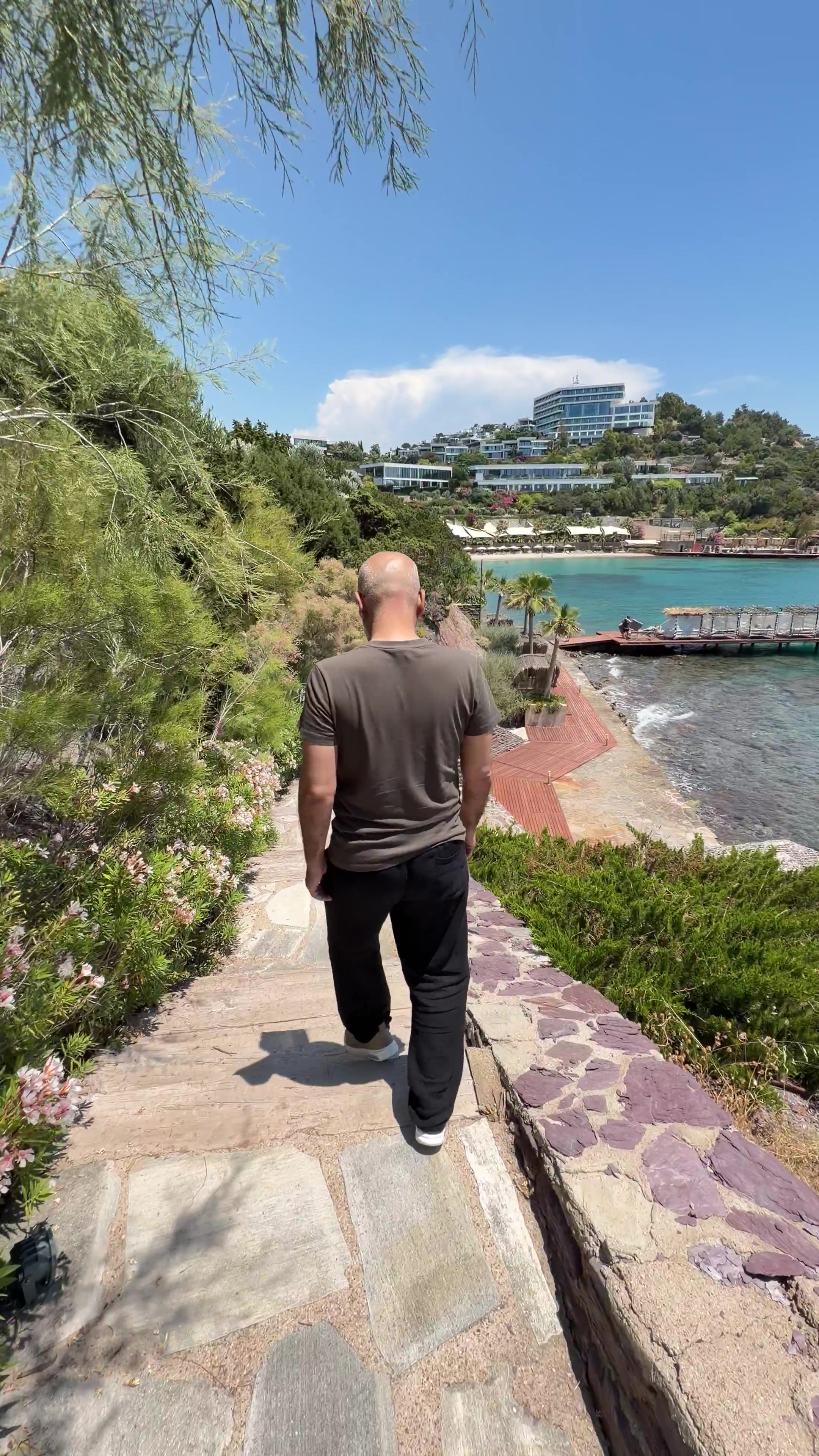 Cesur Durak în timpul vizitei în zona resortului Vitalica și Le Méridien Bodrum